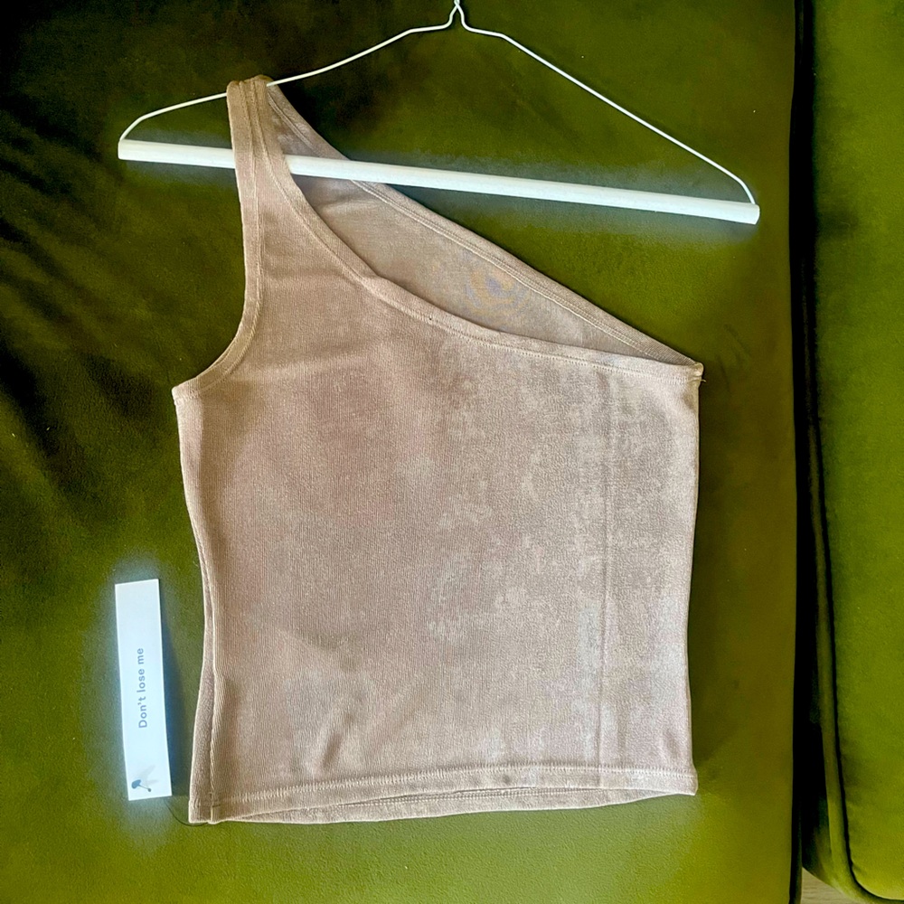 Reformation off the shoulder taupe too. Size small.